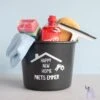 ByMi| Poetsemmer Happy New Home | Cadeautje Huis |Housewarming |Nieuwe Woning | Gepersonaliseerd -Schoonmaakmiddelen Winkel 1187x1200