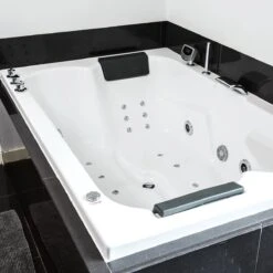HG Hygiënische Whirlpool Reiniger - 1L - Verwijdert Kalk, Vet, Zeep En Olie - Veilig In Gebruik Voor Whirlpool En Jacuzzi's -Schoonmaakmiddelen Winkel 1200x1200 230