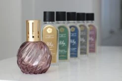 Ashleigh & Burwood Lampenolie Geurolie - Freesia & Orchid 250 Ml -Schoonmaakmiddelen Winkel 1200x800 10